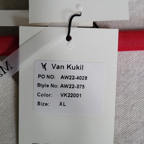 Van Kukil Cashmere Collegiate Style Cardigan XL and L -NWT - Picture 8 of 17